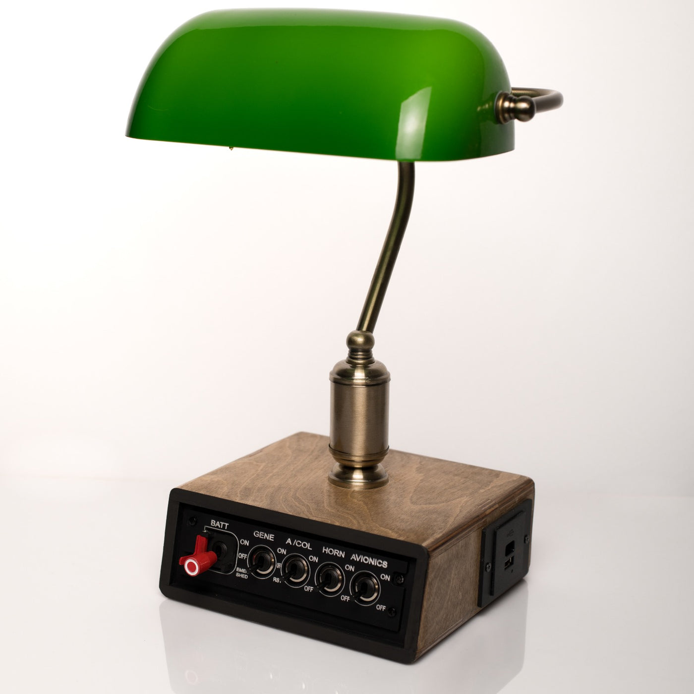 NG125 Desk Lamp – AviLights